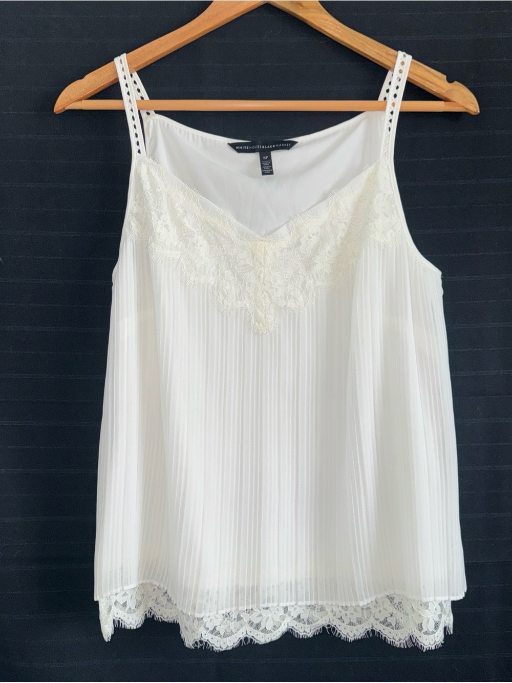 White House Black Market Ivory Pleated Lace Edge Camisole Sleeveless Top S